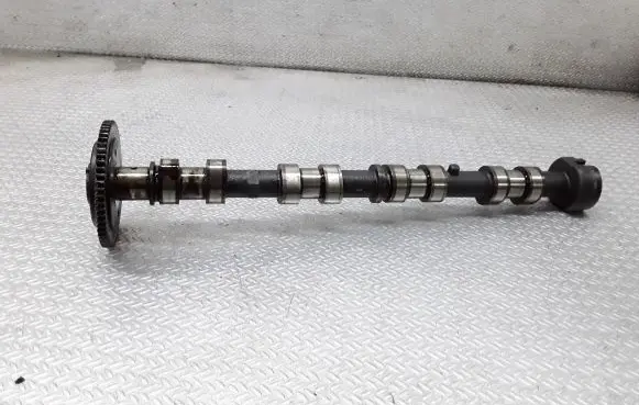 Toyota Avensis T250 Camshaft 