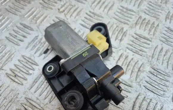 BMW 7 F01 F02 F03 F04 Rear door curtain motor 9168840 9178670 51359178670