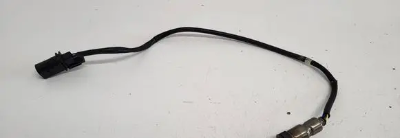 Volkswagen PASSAT B7 Lambda probe sensor 03L906262A UE12 21UN