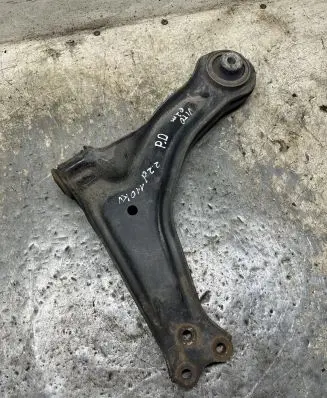 Mercedes-Benz Vito Viano W638 Front lower control arm/wishbone