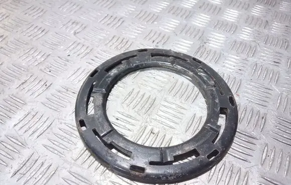 Jeep Patriot In tank fuel pump screw locking ring/nut 