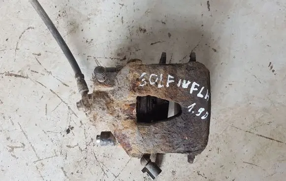 Volkswagen Golf IV Front brake caliper