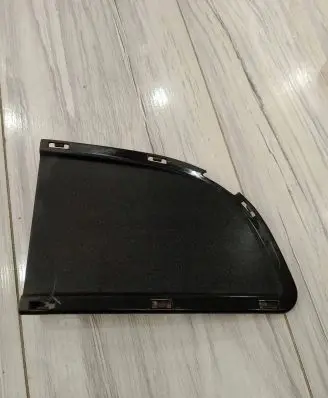Front bumper splitter molding