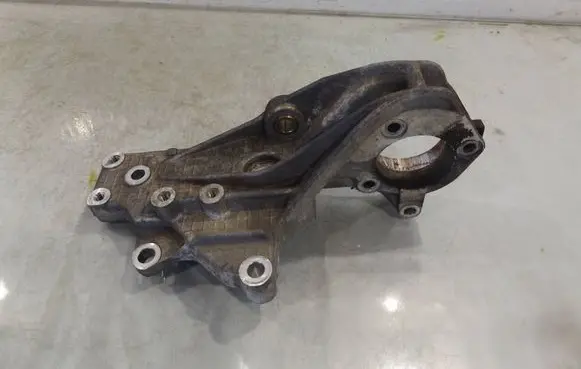 Alfa Romeo 147 Engine mounting bracket 46460217