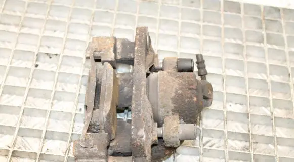 Citroen C4 II Picasso Front brake caliper