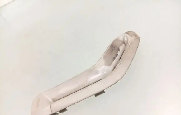 Volvo S80 Seat belt trim LH1882
