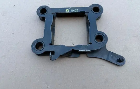 Citroen DS5 Front bumper mounting bracket 9800645680