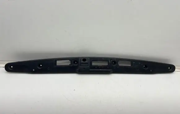 Renault Arkana Trunk door license plate light bar 265126418R 265123899R