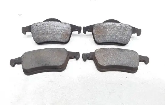 Volvo V70 Brake pads (rear) 