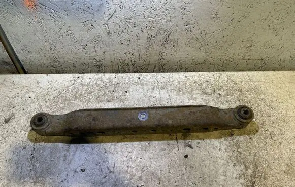 Nissan X-Trail T31 Rear upper control arm/wishbone