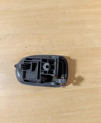 Mazda 626 Rear door interior handle DH22I