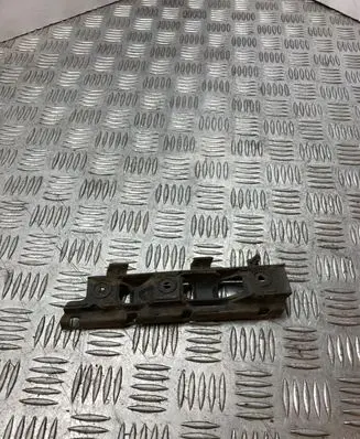 Volkswagen PASSAT B6 Front bumper mounting bracket 3C0807184