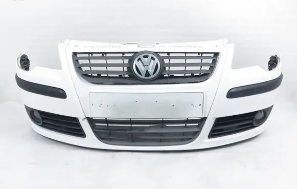 Volkswagen Polo IV 9N3 Front bumper 