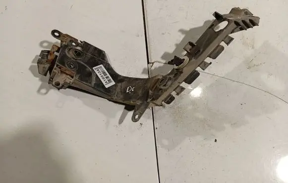 Renault Scenic II - Grand scenic II Rear bumper mounting bracket 8200155750