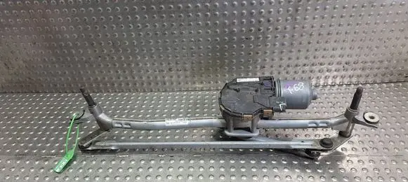 Audi A8 S8 D4 4H Front wiper linkage and motor S18031264 4H2955119C 4H2955023D