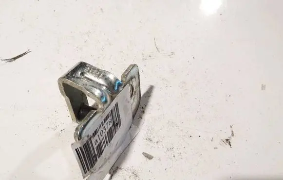Opel Vectra C Front door lock loop/hook striker 