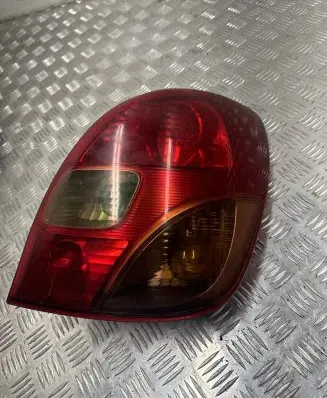 Toyota Corolla Verso E121 Rear/tail lights