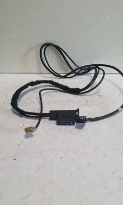 Audi A6 S6 C6 4F USB socket connector 4F0035727 G50160