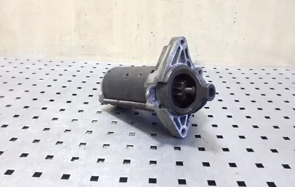 Nissan NV400 Starter motor TS22E5
