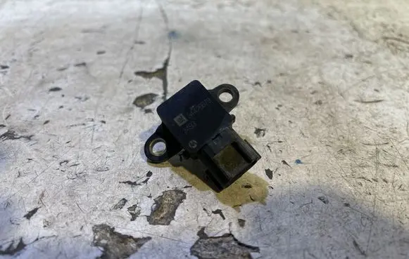 Opel Vectra C Air pressure sensor 24426679 3493