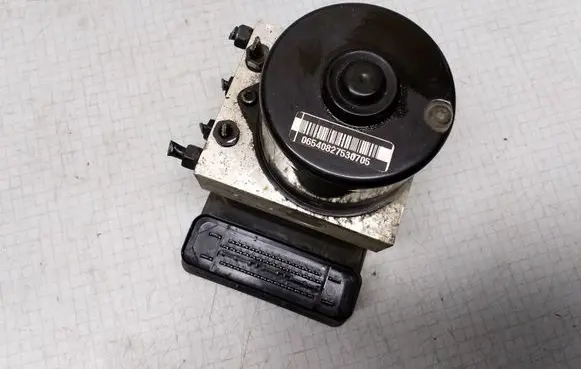 Seat Leon (1M) ABS Pump 1C0907379C 10096003113 1J0614117E