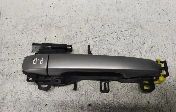 Toyota Verso Front door exterior handle
