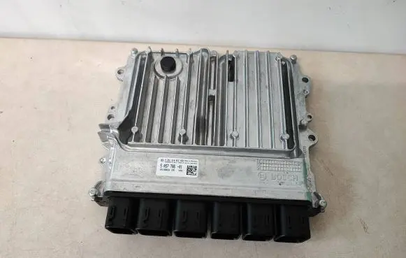 BMW 4 G22 G23 G24 G26 Engine control unit/module 5A57786 0261S106CE