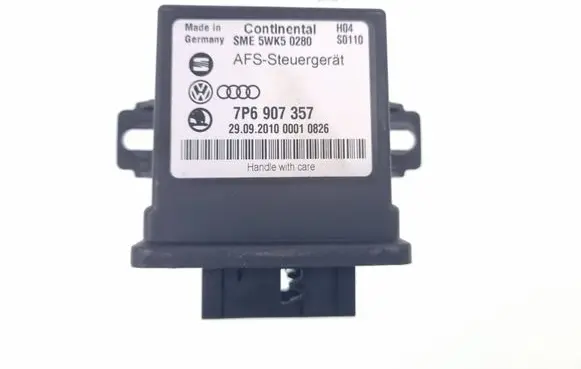 Volkswagen Touareg II Light module LCM 7P6907357 5WK50280