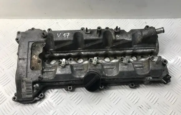 Toyota Corolla Verso AR10 Rocker cam cover 1120126030 09011002