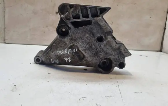 Volkswagen Touran I Engine mounting bracket 03G199207G V550KTS122