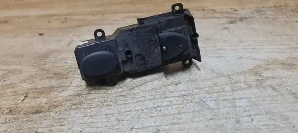 Honda Civic Electric window control switch M31536