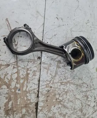 Audi A6 S6 C6 4F Piston with connecting rod 059AA