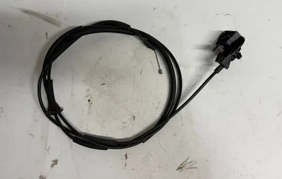Ford Mustang VI Engine bonnet/hood lock release cable JR3B16B975AB