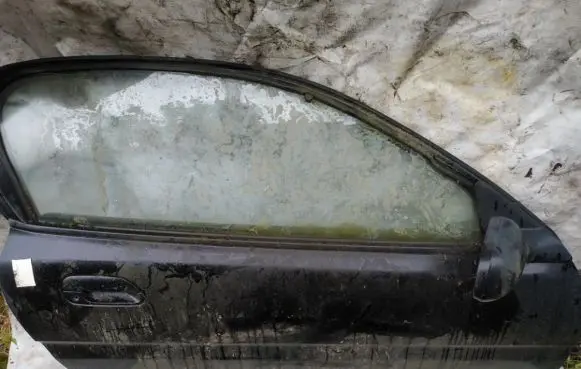Mazda MX-3 Front door juodos