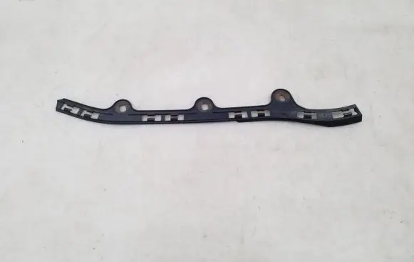 BMW 1 E81 E87 Front bumper mounting bracket 7152800