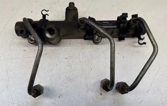 Audi A6 S6 C6 4F Fuel main line pipe 059130089D