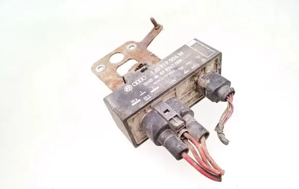 Seat Ibiza III (6L) Coolant fan relay 1J0919506M