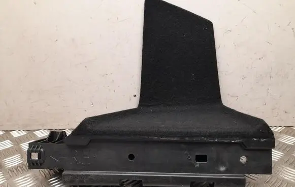 Tesla Model Y Bottom trim 178622800B