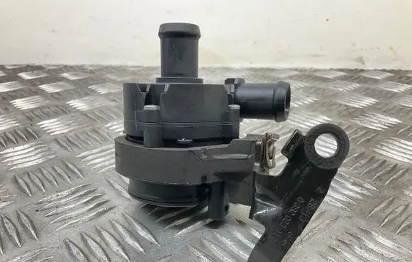 Skoda Octavia Mk3 (5E) Electric auxiliary coolant/water pump 5C0965567