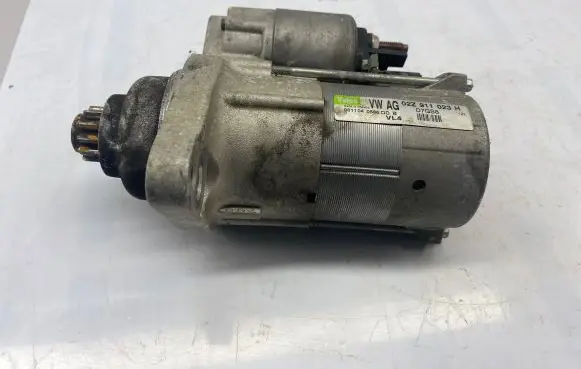 Volkswagen Golf V Starter motor 02Z911023H
