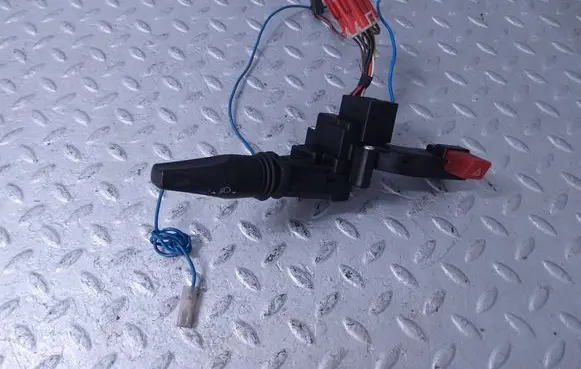 Ford Scorpio Indicator stalk 86GG13B302AA 6143934 86GG-13B302-AA