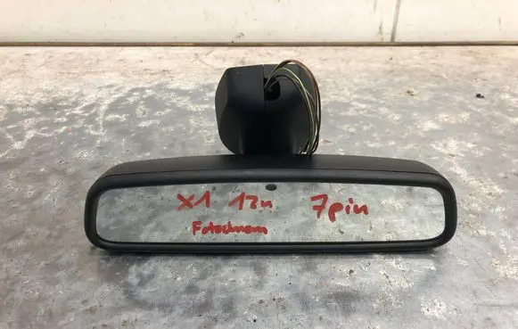 Rear view mirror (interior)