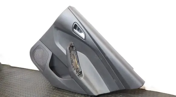 Ford Focus Coupe rear side trim panel 