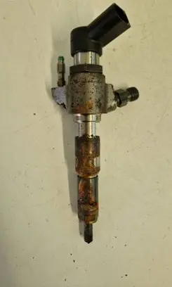 Volvo V60 Fuel injector A2C59513556 9BLFFF 20799