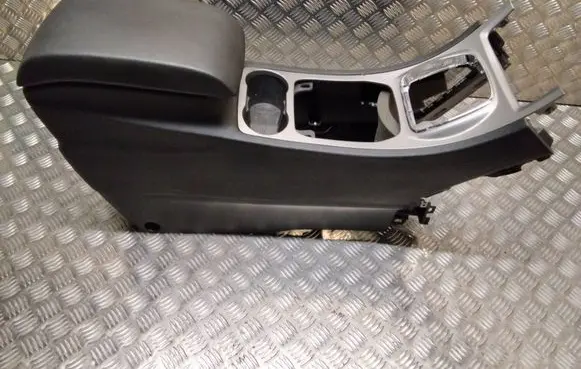 Ford Galaxy Center console 