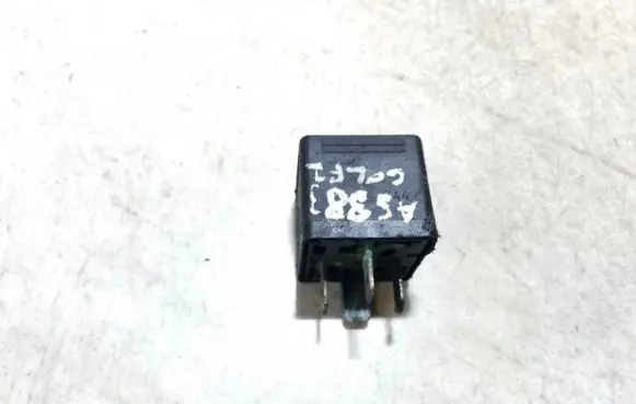 Volkswagen Golf II Other relay 0332014156