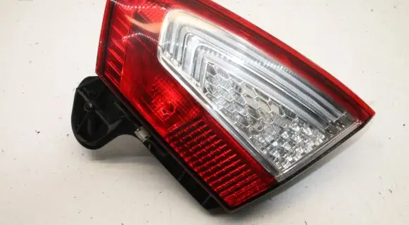 Ford Mondeo MK IV Tailgate rear/tail lights BS7113A602AE