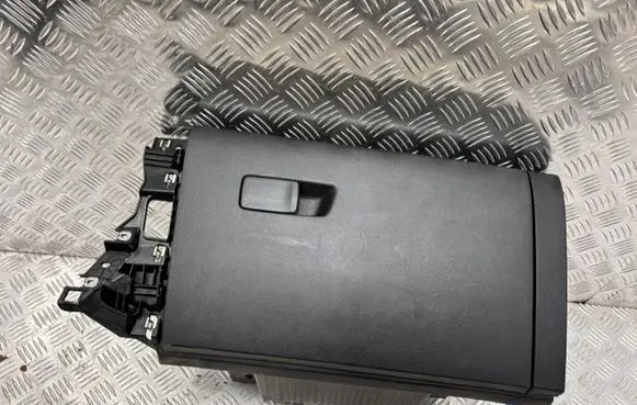 Renault Kangoo III Glove box 681083329R