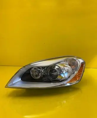 Volvo S60 Headlight/headlamp 30763135