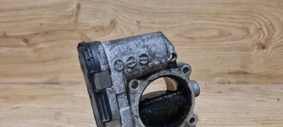 Volvo S80 Throttle valve 8692720
